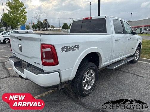 2022 RAM 2500 Laramie Crew Cab 4x4 6'4' Box