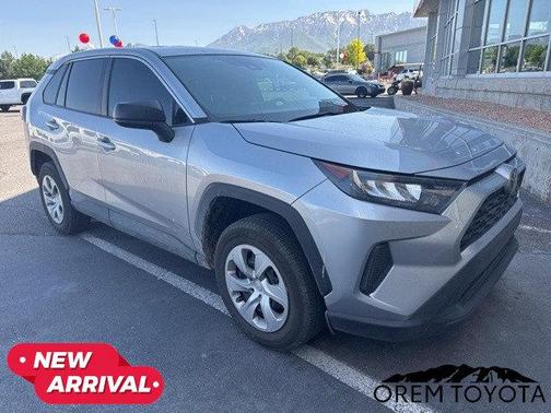 2022 Toyota RAV4 LE