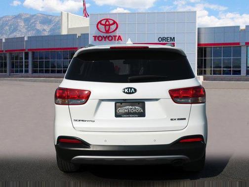 2016 Kia Sorento EX