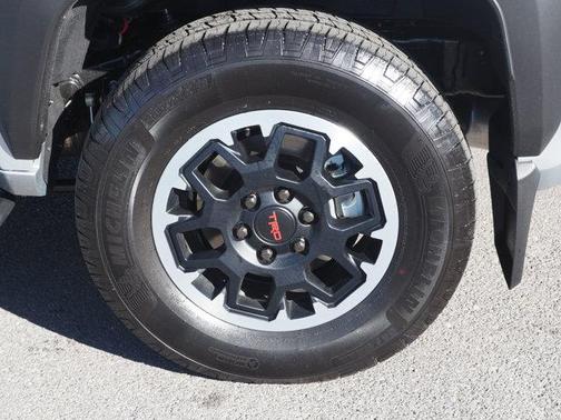 2025 Toyota 4Runner TRD Off Road Premium