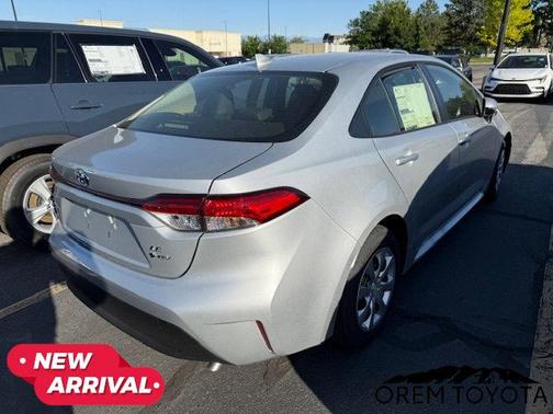2025 Toyota Corolla Hybrid LE