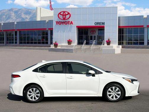 2026 Toyota Corolla Hybrid LE