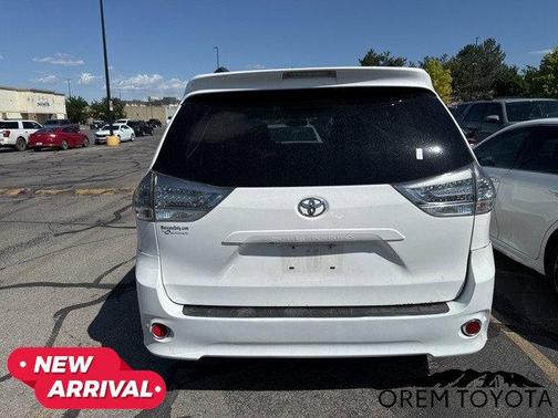 2014 Toyota Sienna SE