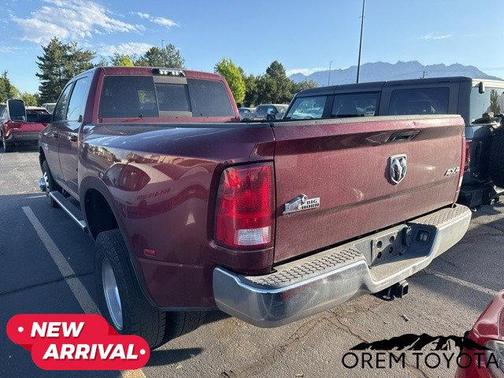 2018 RAM 3500 Big Horn Crew Cab 4x4 8' Box