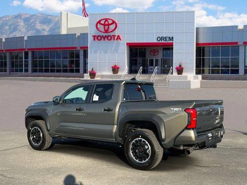 2026 Toyota Tacoma Hybrid TRD Off Road