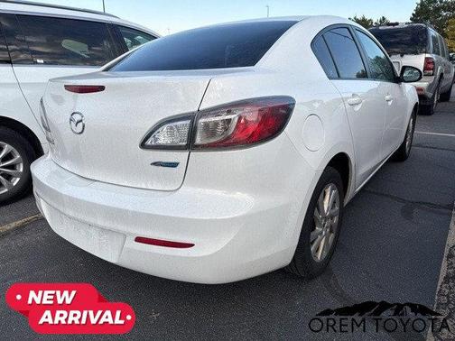 2013 Mazda Mazda3 i Touring