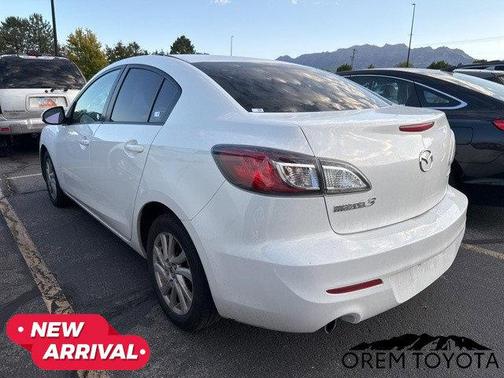 2013 Mazda Mazda3 i Touring