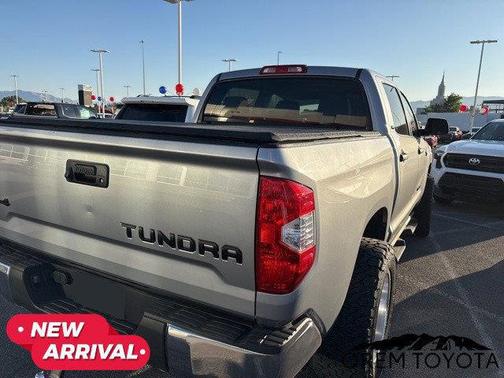 2017 Toyota Tundra SR5