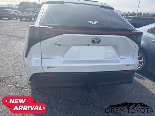 2024 Toyota bZ4X XLE