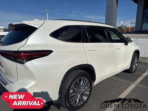 2020 Toyota Highlander Platinum