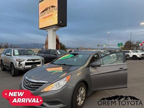 2013 Hyundai SONATA GLS