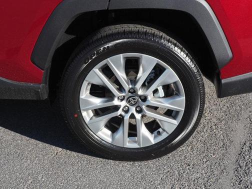 2025 Toyota RAV4 Limited