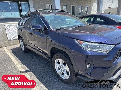 2019 Toyota RAV4 Hybrid XLE