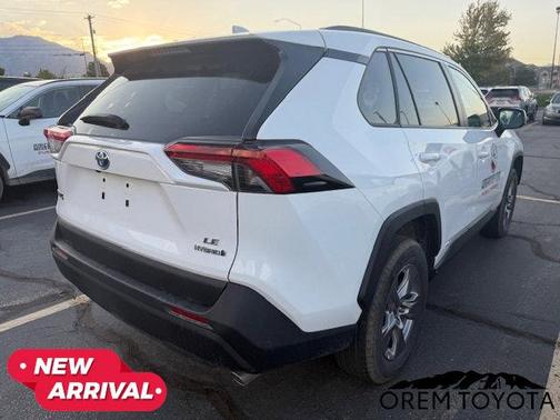 2023 Toyota RAV4 Hybrid LE