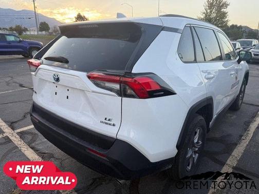 2023 Toyota RAV4 Hybrid LE