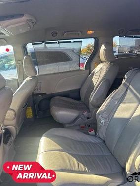 2014 Toyota Sienna XLE