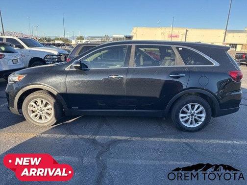 2019 Kia Sorento LX