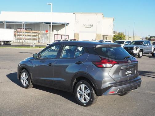 2024 Nissan Kicks S