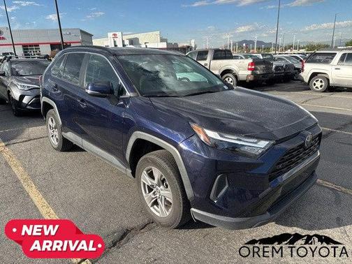 2022 Toyota RAV4 XLE