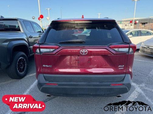 2024 Toyota RAV4 XLE