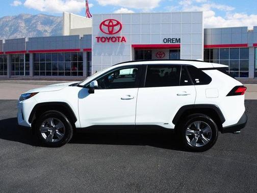 2024 Toyota RAV4 Hybrid XLE