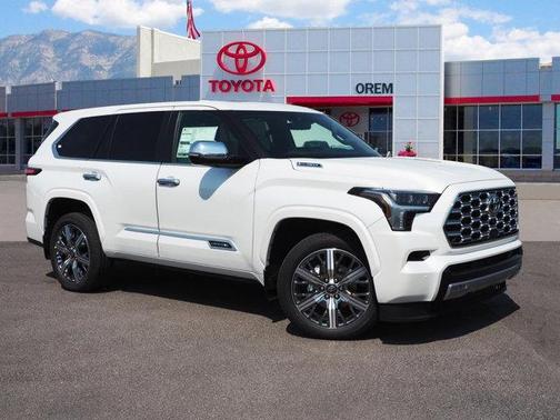 2025 Toyota Sequoia Base