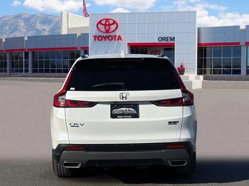 2024 Honda CR-V Hybrid Sport Touring AWD