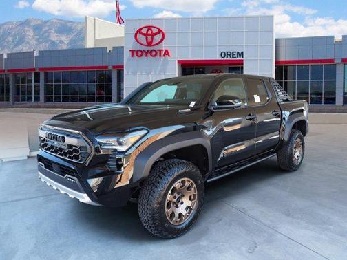 2025 Toyota Tacoma Hybrid Trailhunter