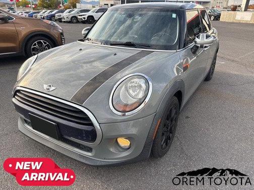 2016 MINI Hardtop Cooper