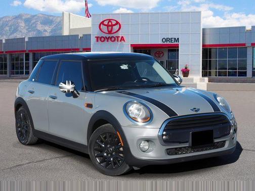 2016 MINI Hardtop Cooper