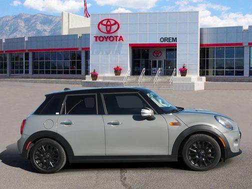 2016 MINI Hardtop Cooper