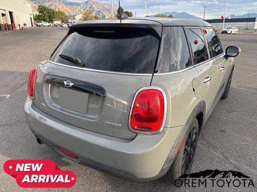 2016 MINI Hardtop Cooper