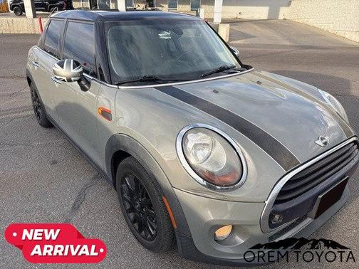 2016 MINI Hardtop Cooper