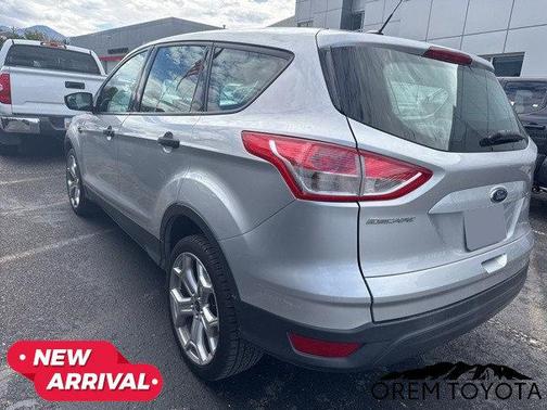 2016 Ford Escape S