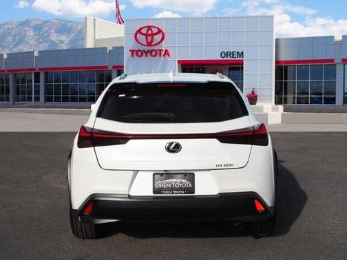 2019 Lexus UX 200 Base