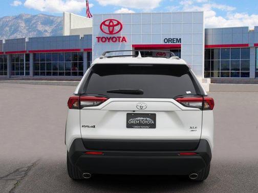 2025 Toyota RAV4 XLE Premium