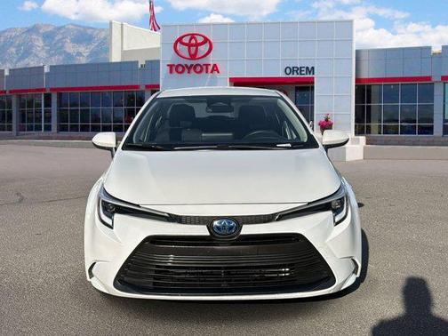 2025 Toyota Corolla Hybrid LE
