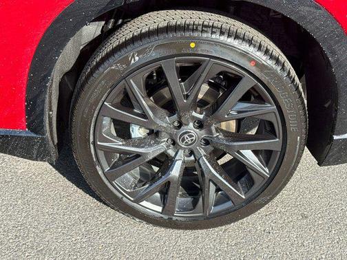 2026 Toyota Crown Signia Limited