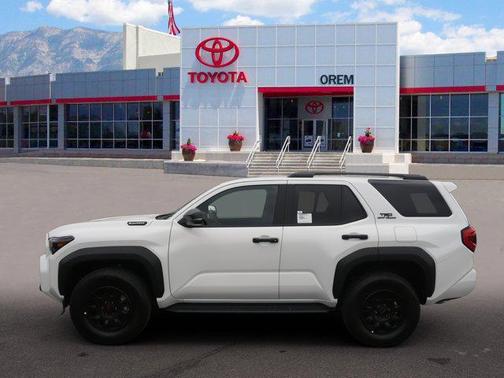 2025 Toyota 4Runner TRD Off Road