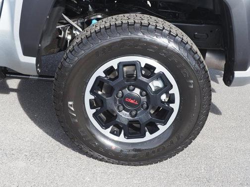 2025 Toyota Tacoma TRD Off Road