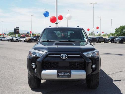2024 Toyota 4Runner TRD Off Road
