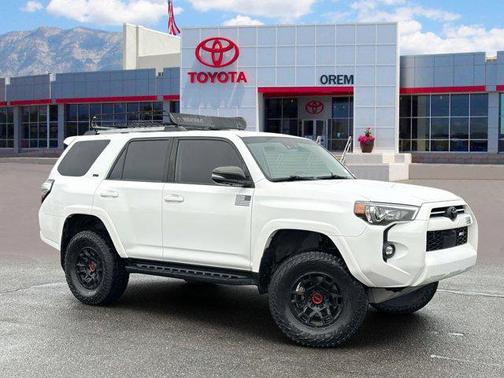 2022 Toyota 4Runner SR5 Premium