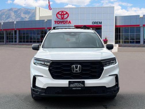 2023 Honda Pilot AWD Sport