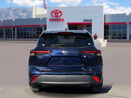 2026 Toyota Highlander XLE