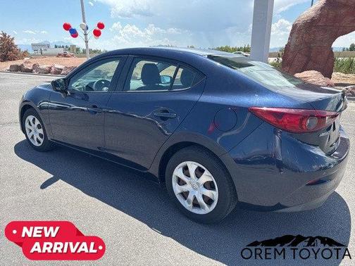 2016 Mazda Mazda3 i Sport