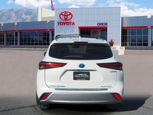 2020 Toyota Highlander Hybrid Platinum
