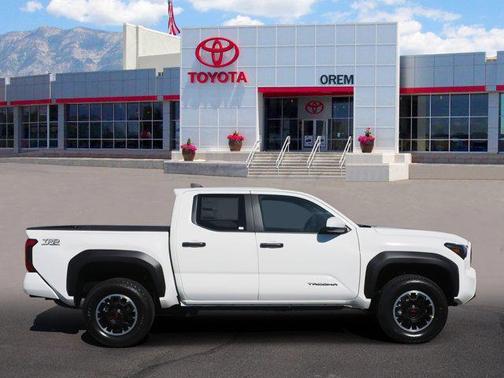 2025 Toyota Tacoma TRD Off Road