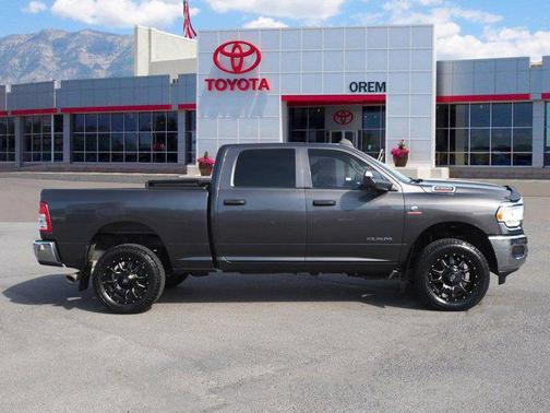 2019 RAM 2500 Tradesman Crew Cab 4x4 6'4' Box