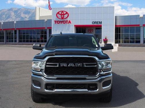 2019 RAM 2500 Tradesman Crew Cab 4x4 6'4' Box