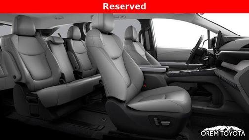 2025 Toyota Sienna XLE 8 Passenger